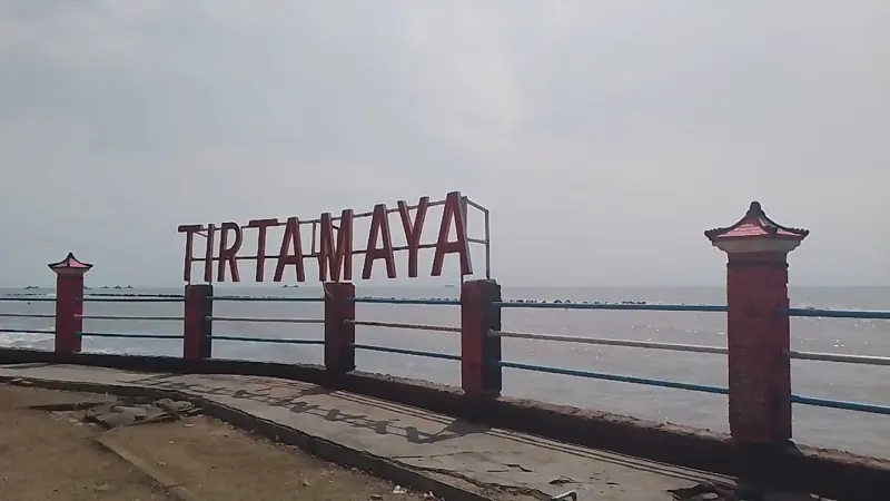 Pantai Tirtamaya