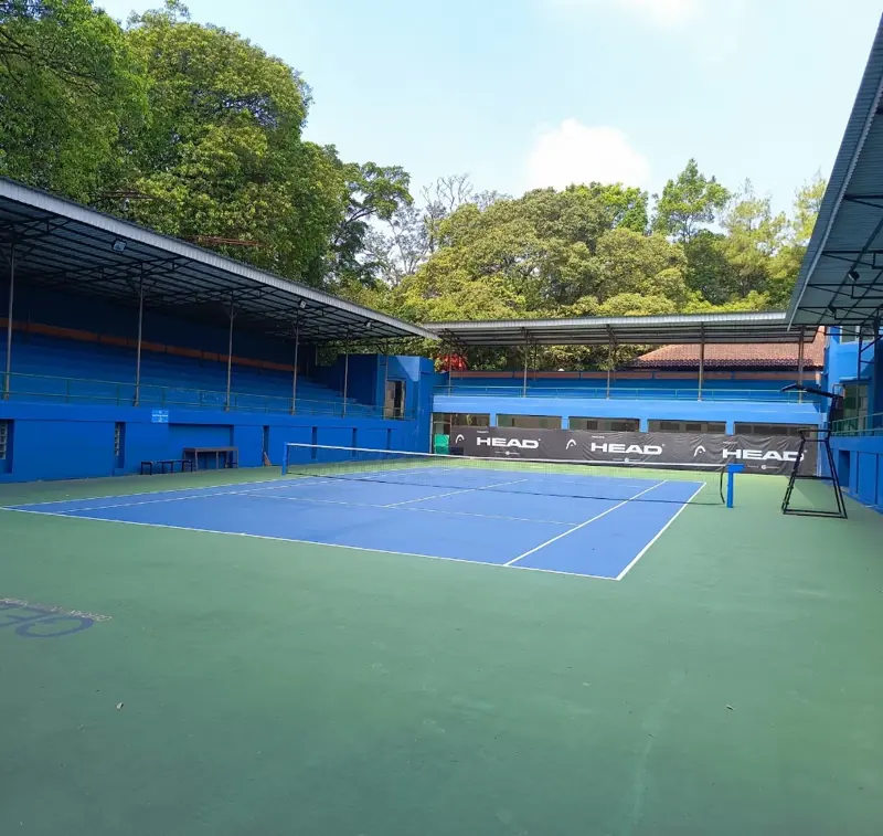Lapangan Tenis Taman Maluku