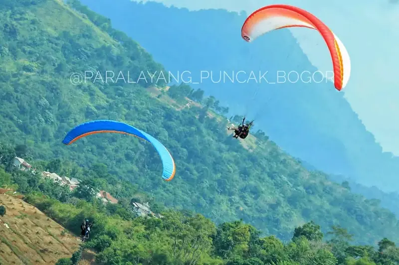 Paralayang Puncak Bogor