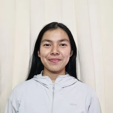 Foto Risa Nurmayanti